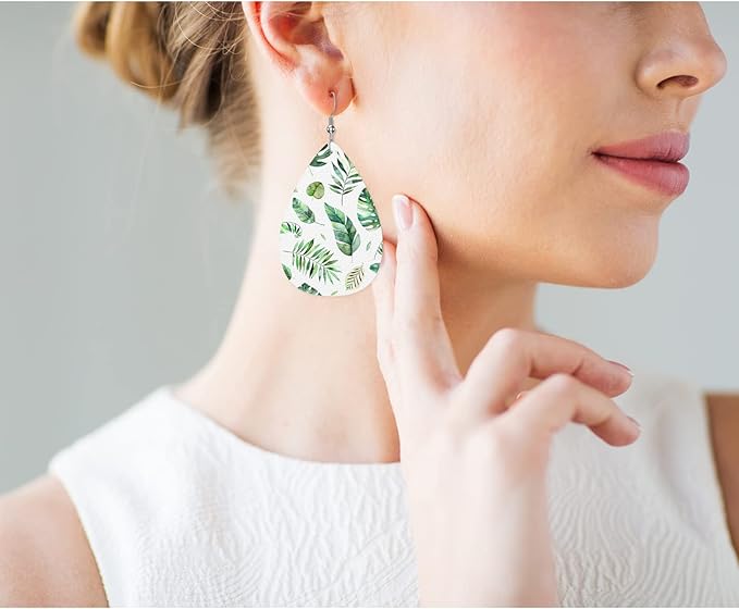 Green Leaves Woman Earrings, Tropical Jungle Palm Banana Tree Leaf Lightweight Leather Dangle Teardrop Earrings Jewelry For Ladies Friends