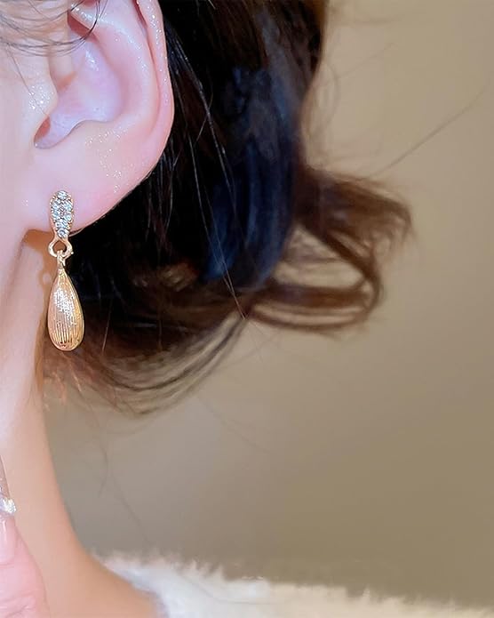 Gold Dangle Earrings for Women Chunky Stud Earrings 14K Gold Plated Hypoallergenic Statement Earring Dangle Drop Earrings Trendy Fashion Chunky Earings Jewelry for Women Gifts
