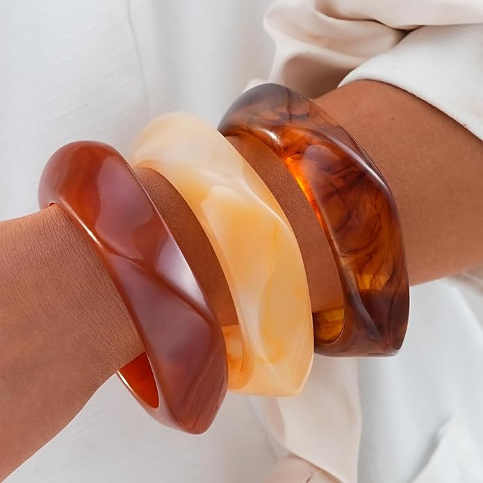 FAXHION Chunky Resin Acrylic Bangle Bracelets for Women, Colorful Wide Geometric Bangles Set, Statement Stackable Bracelet Jewelry Gift