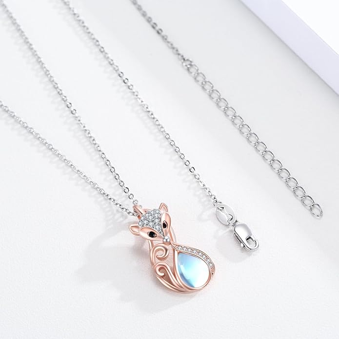 TUGHRA Christmas Gifts 925 Sterling Silver Fox Necklaces Dainty Animal Pendant Jewelry for Women Minimalist Nature-Inspired Gift for Her Boho Charm - Adjustable 18-20in Chain