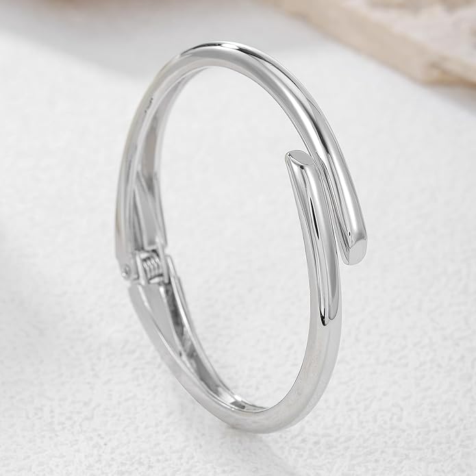 Chunky Gold/Silver Gold Cuff Bangle Bracelets for Women Trendy Hinged Cuff Open Wide Chunky Gold Bracelet Minimalist Bangle Jewelry Gift