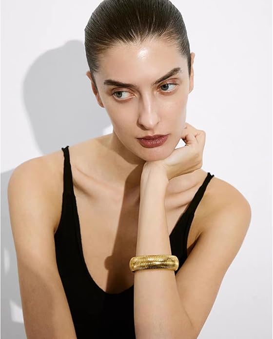 18K Gold Plated Bracelets for Women Gold Bangles for Women Chunky Bangle Bracelets for Women Bracelets Stack Tarnish Free Bangle Set of 3 for Women Accessories for Her Gifts