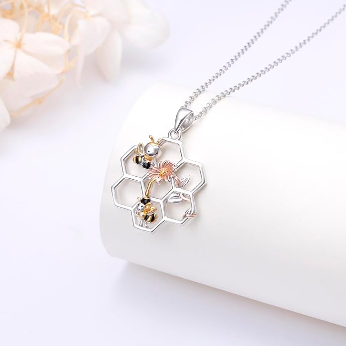 FLYOW 925 Sterling Silver Cute Animal Jewelry Hummingbird/Butterfly/Wolf/Corgi/Cat/Snake/Spider/Bat/Penguin/Bear/Opossum/Frog/Guinea Pig for Women Mother Friend Animal Lovers