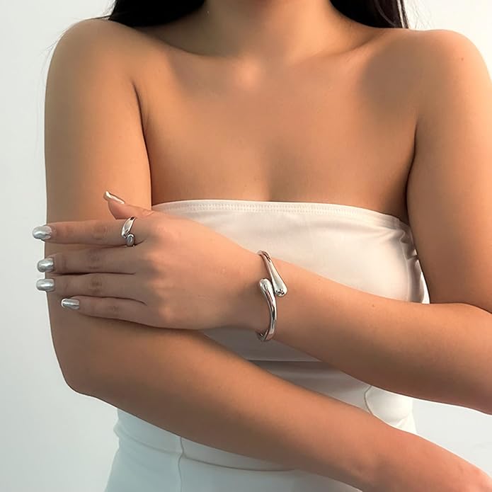 Chunky Gold/Silver Gold Cuff Bangle Bracelets for Women Trendy Hinged Cuff Open Wide Chunky Gold Bracelet Minimalist Bangle Jewelry Gift