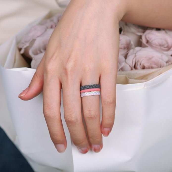 Egnaro Women's Wedding Bands, Silicone Thin and Stackable Rubber Engagement Ring, Variety Multipack With Breathable Grooves Workout Accessories