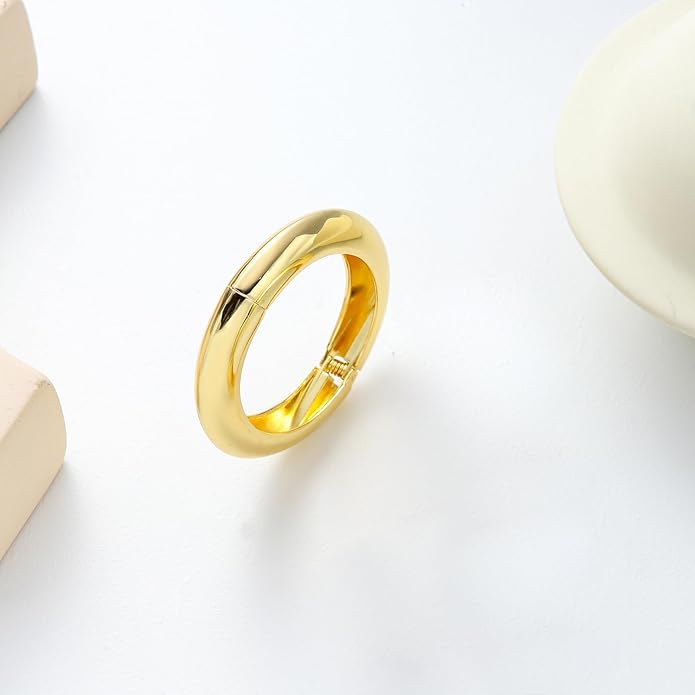 2pcs Gold Bangle Bracelets for Women, Trendy Hinged Cuff Open Wide Chunky Gold Bracelet Stack Arm Cuff Jewelry for Women