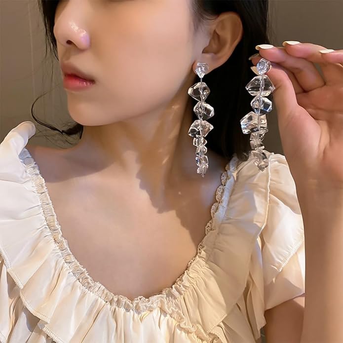 Long Clear Geometric Dangle Earrings for Women Fashion Transparent Irregular Crystal Ice Bar Drop Statement Earring Unique Bold Acrylic Hanging Jewelry