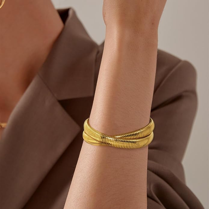 18K Gold Plated Bracelets for Women Gold Bangles for Women Chunky Bangle Bracelets for Women Bracelets Stack Tarnish Free Bangle Set of 3 for Women Accessories for Her Gifts