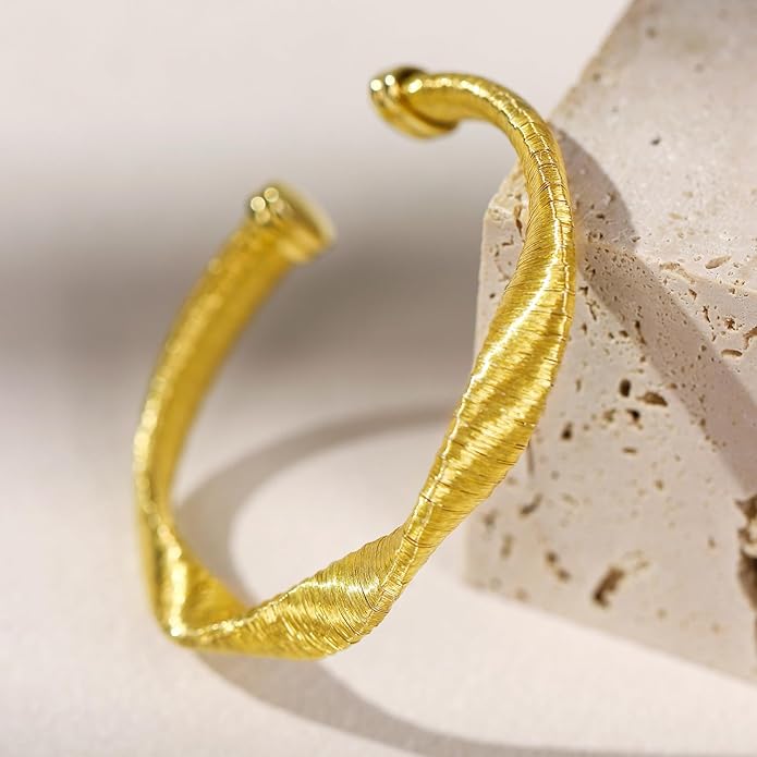 Cuffs Bracelet for Women Minimalist Gold Coil Craft Cuff Bracelet Italian Coil Craft Handmade Jewelry Christama Birtherday Gift