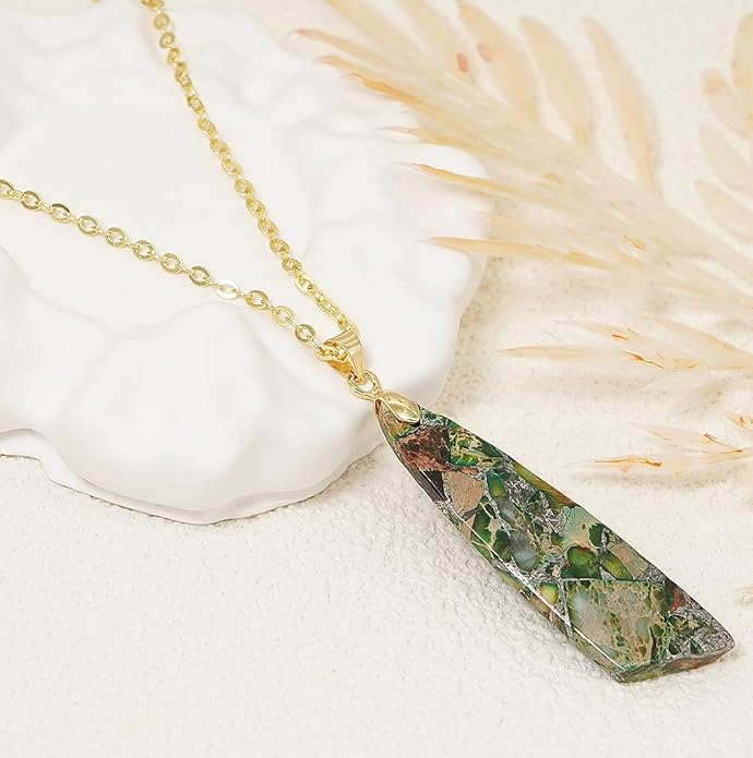 Nature Stone Necklaces for Women Boho Pendant Necklace 18K Gold Chain Necklaces