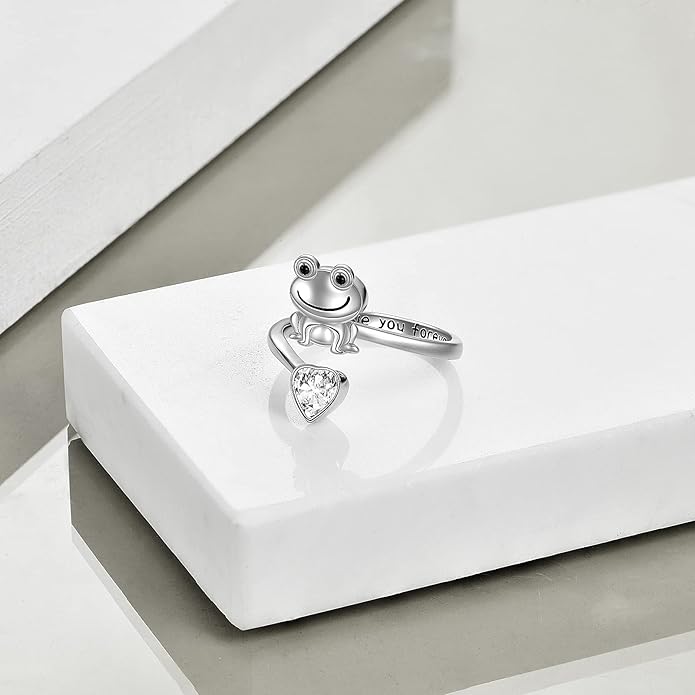 POPLYKE Frog Rings for Women Sterling Silver Frog Hold Topaz Heart CZ Rings Statement Rings
