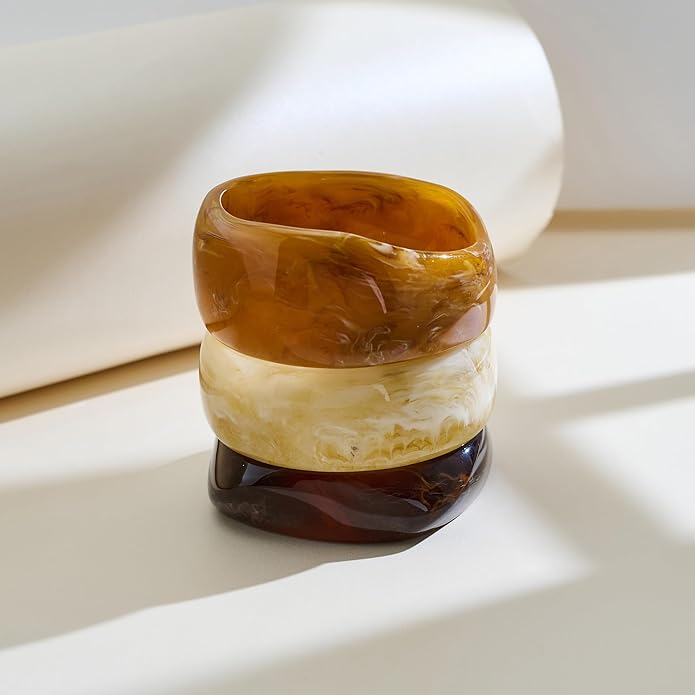Chunky Resin Bracelet for Women Vintage Tortoiseshell Resin Bangle Bracelets Set Wide Acetate Wristband Acrylic Bracelet Statement Jewelry
