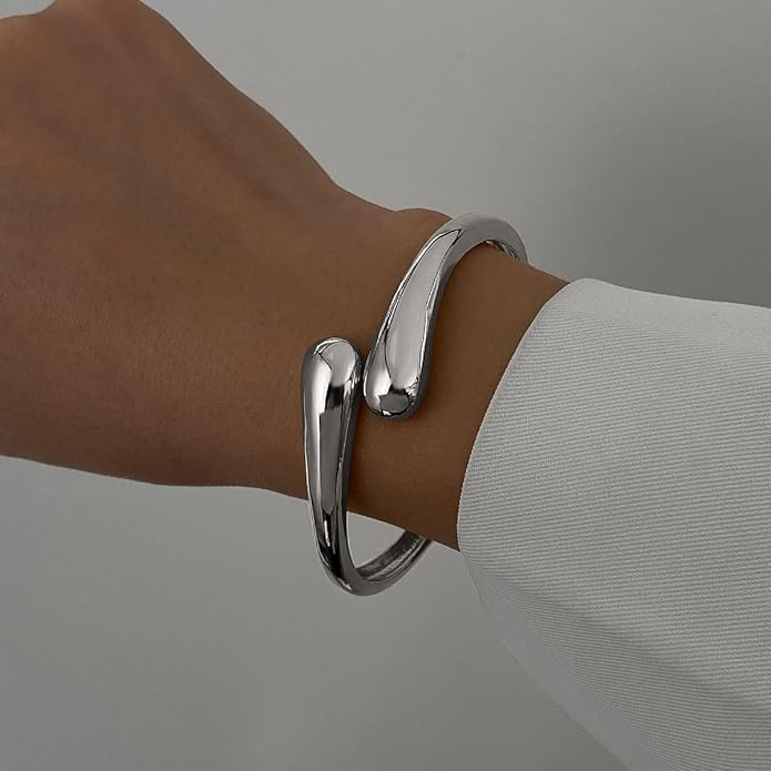 Chunky Gold/Silver Gold Cuff Bangle Bracelets for Women Trendy Hinged Cuff Open Wide Chunky Gold Bracelet Minimalist Bangle Jewelry Gift