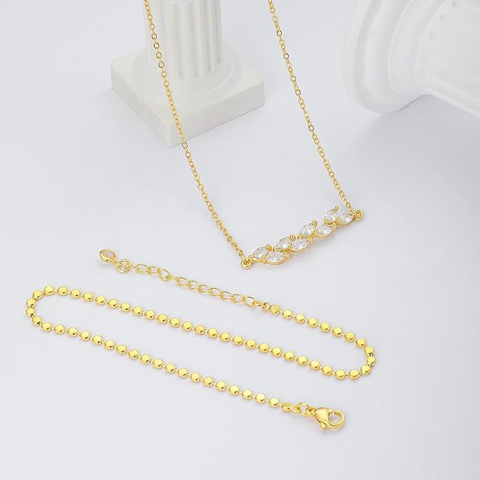 MIDEEO Gold/Silver Ankle Bracelets for Women,14K Gold Anklets for Women Waterproof Cuban Link Heart Beads Herringbone Rhinestone Anklets Set Layered Anklet Bracelets for Women Gold Jewelry Gift