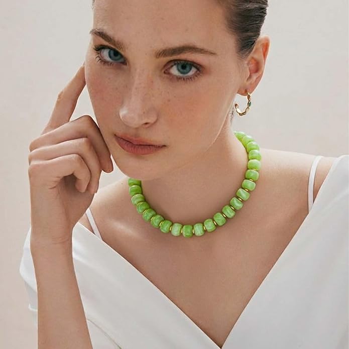 LILIE&WHITE Resin Chunky Beaded Necklace for Women Minimalistic Modern Statement Necklace Jewelry Accessories