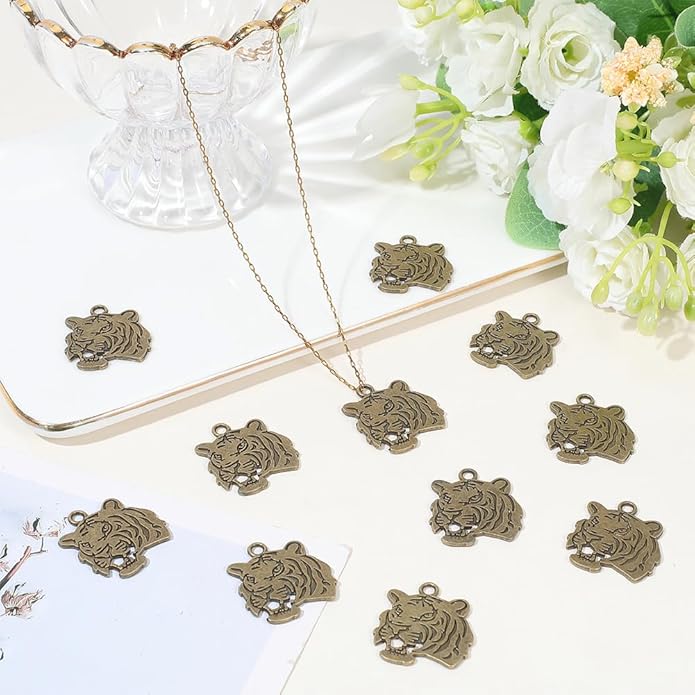 30pcs Tiger Head Charm Animal Tiger Pendants Alloy Tigers Charm Beads Dangle Charms for Jewelry Making Necklace Bracelet Keychain Earring DIY Craft Accessories