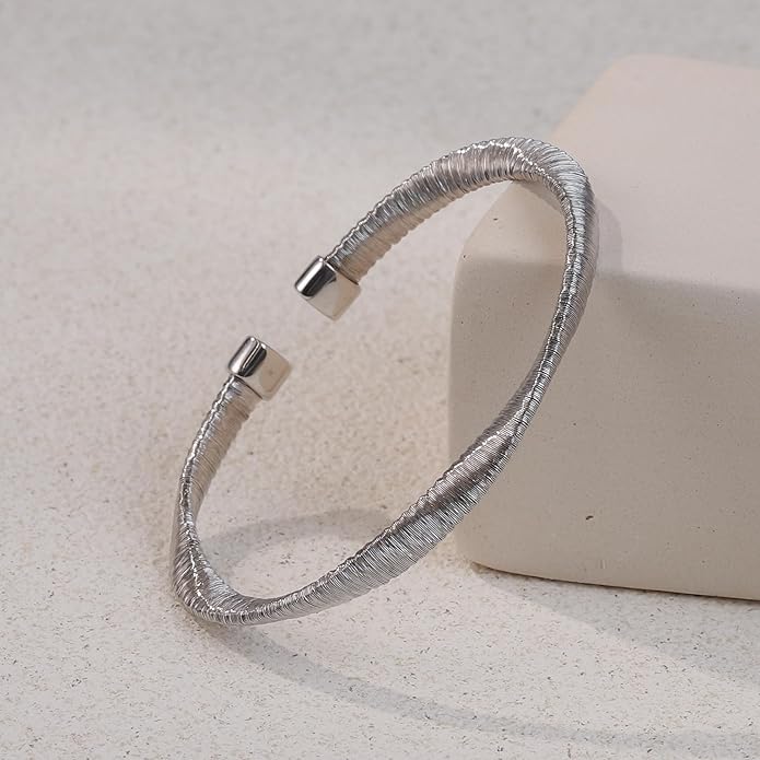 Cuffs Bracelet for Women Minimalist Gold Coil Craft Cuff Bracelet Italian Coil Craft Handmade Jewelry Christama Birtherday Gift