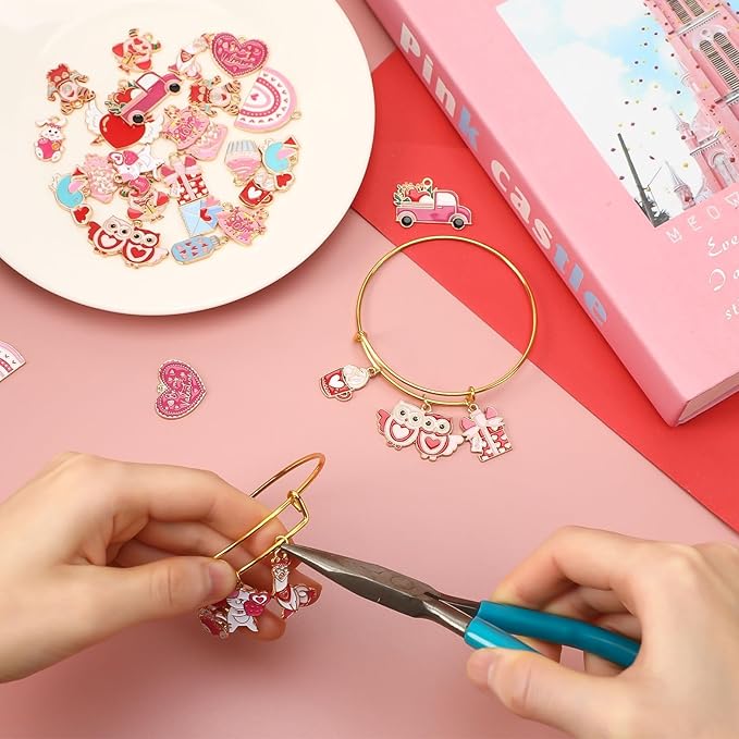 MARFOREVER 40 Pcs/20 Pairs Valentines Charms for Jewelry Making, Heart Charms for Jewelry Making Gold Enamel Red Pink Romantic Love Charm Pendants for Valentine's Day Bracelet Necklace Earrings Making