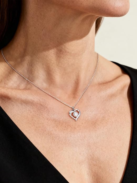 NORBU Moissanite Necklace for Women, 1 CT D Color VVS1 Clarity Round Cut, 925 Sterling Silver Heart Necklace with 18K White Gold Plated, Jewelry Gift for Wedding Anniversary Birthday Christmas Valentine's Day