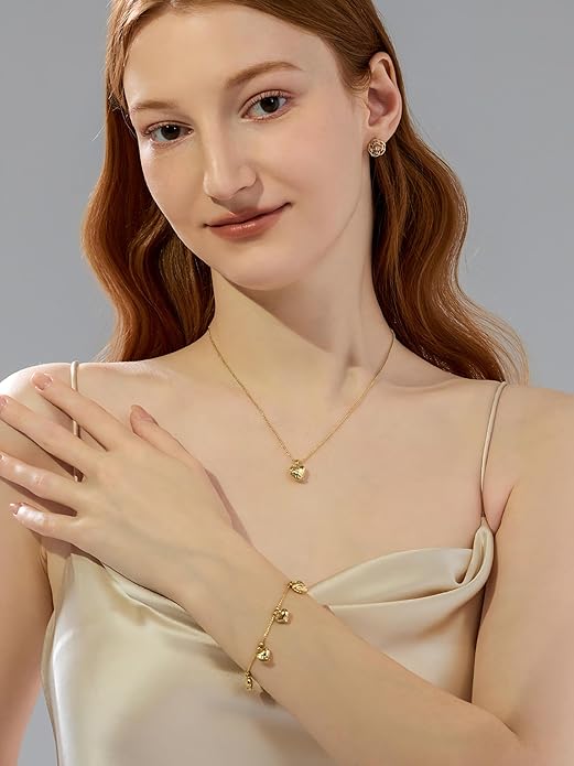 Heart Pendant Necklace for Women, Dainty Cute Pendant Necklaces Women's Trendy Simple Jewelry Gifts for Valentines