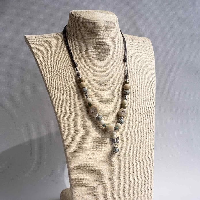 Adjustable Ceramic Beaded Necklace for Women, Boho Handmade Flower Pendant Necklace, Hippie Jewelry for Mom and Wife