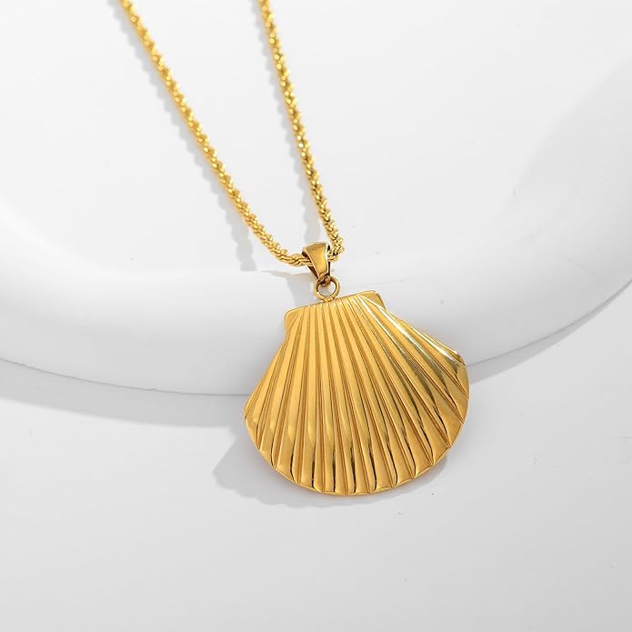 WOWORAMA Gold Necklace for Women Boho Spiral Conch Shell Necklace Starfish Necklace Vintage Ocean Sea Shell Choker Pendant Necklace Adjustable Summer Beach Jewelry