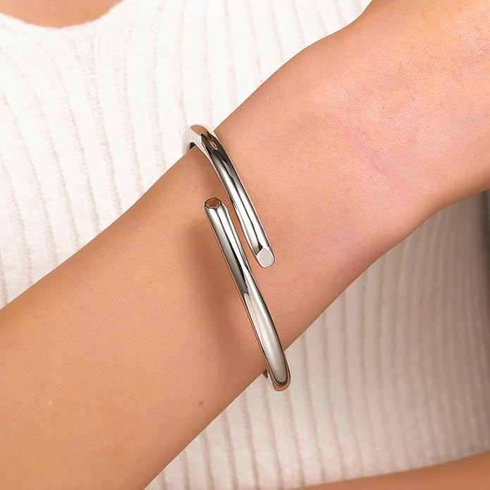 Chunky Gold/Silver Gold Cuff Bangle Bracelets for Women Trendy Hinged Cuff Open Wide Chunky Gold Bracelet Minimalist Bangle Jewelry Gift