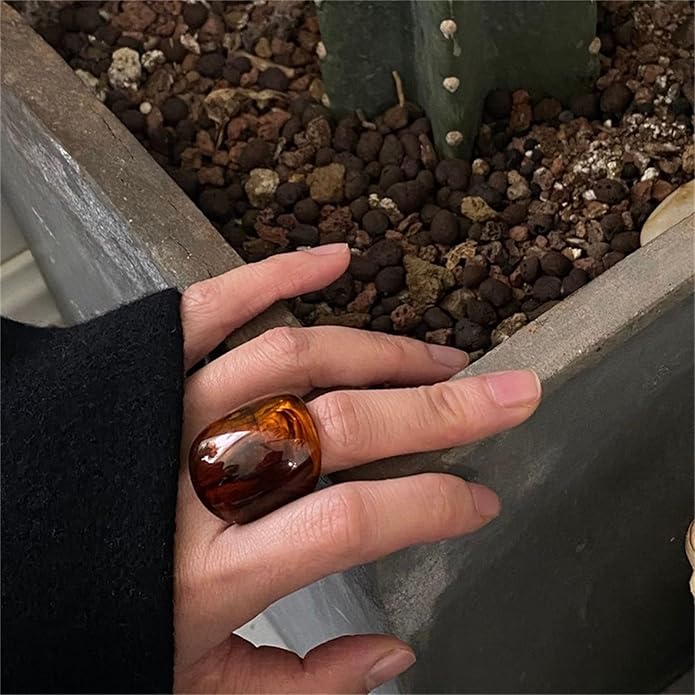 PINK TOWN Resin Chunky Ring, Multicolor Acrylic Stackable Rings Set Vintage Plastic Knuckle Rings Aesthetic Y2k Statement Rings Thick Dome Finger Joint Ring for Women