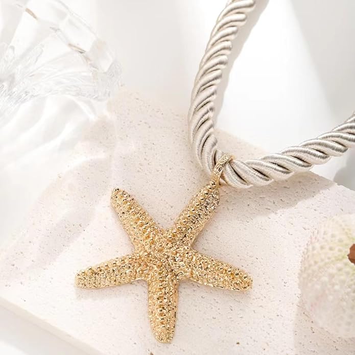 Gold Sea Shell Necklace Layered Charm Necklace for Women Boho Summer Seashell Beach Starfish Necklaces 14k Pearl Chain Surfer Jewelry Beach Vacation Essentials
