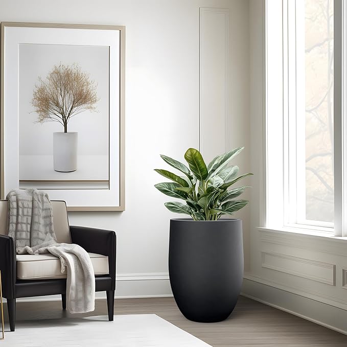 Kante Large Round Bullet Black Concrete Planter 21.7" Tall, Outdoor | Rubber - Image 5