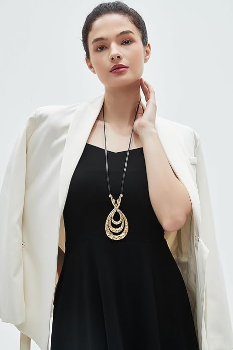GelConnie Leather Necklace for Women Large Pendant Long Brown Necklace Circle Leather Choker Vintage Sweater Necklace Gold Chunky Boho Necklaces for Women