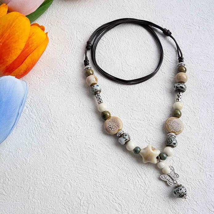 Adjustable Ceramic Beaded Necklace for Women, Boho Handmade Flower Pendant Necklace, Hippie Jewelry for Mom and Wife