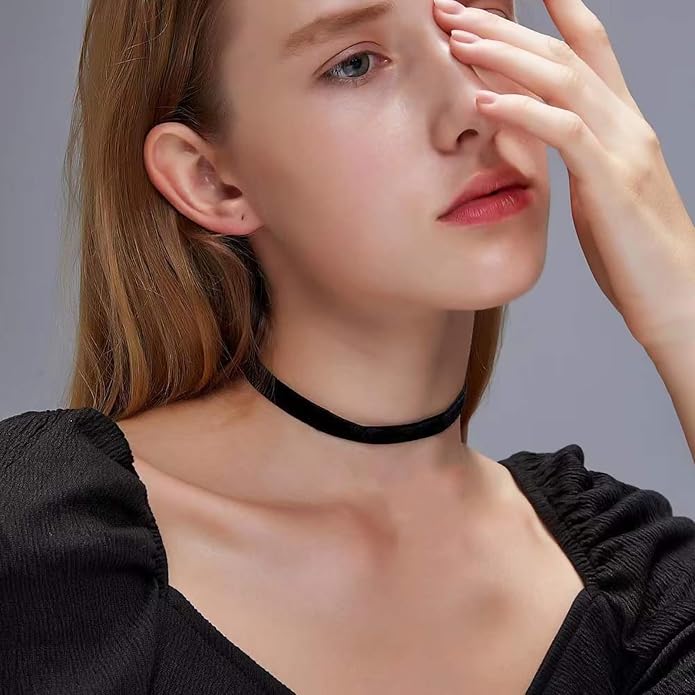 Fesciory Black Necklaces for Women, Adjustable Layered Velvet Leather Lace Collar Necklace, Goth Jewelry Gifts.