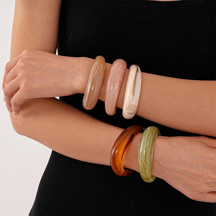 Chunky Acrylic Bracelet for Women,Vintage Candy Color Adjustable Bracelet Statement Irregular Geometry Wrist Bangle Classic Fashion Jewelry