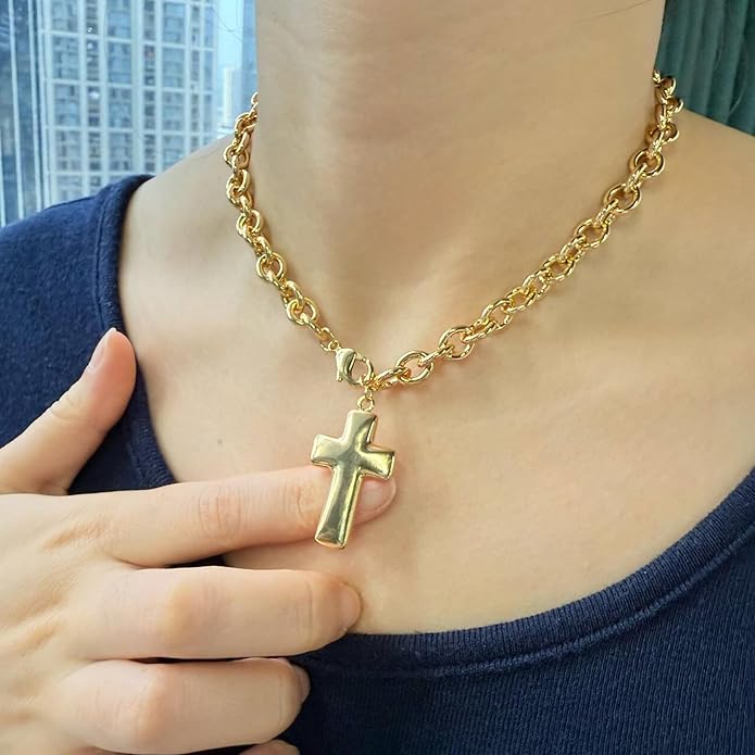 18k Gold Chunky Cross Necklace for Women Hammered Cross Choker Necklaces Bold Statement Necklace Trendy Jewelry