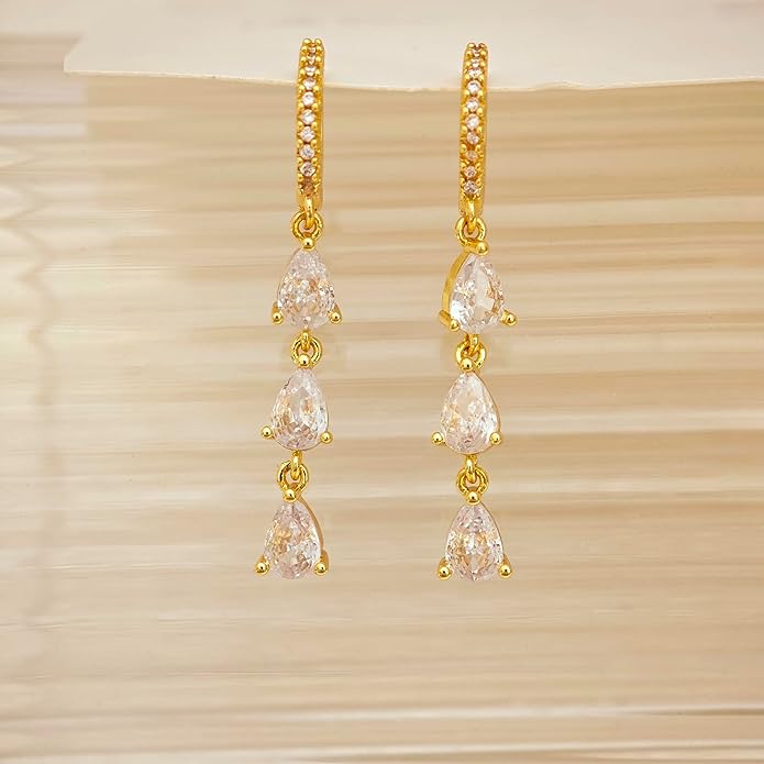 Gold Earrings for Women Trendy, Simple Dainty 14K Gold Plated Paperclip Square Chain Link Dangle Hoops Earrings Pin Stud Huggie Earrings Lightweight Hypoallergenic Minimalist Aesthetic Gold Jewelry for Christmas Gifts
