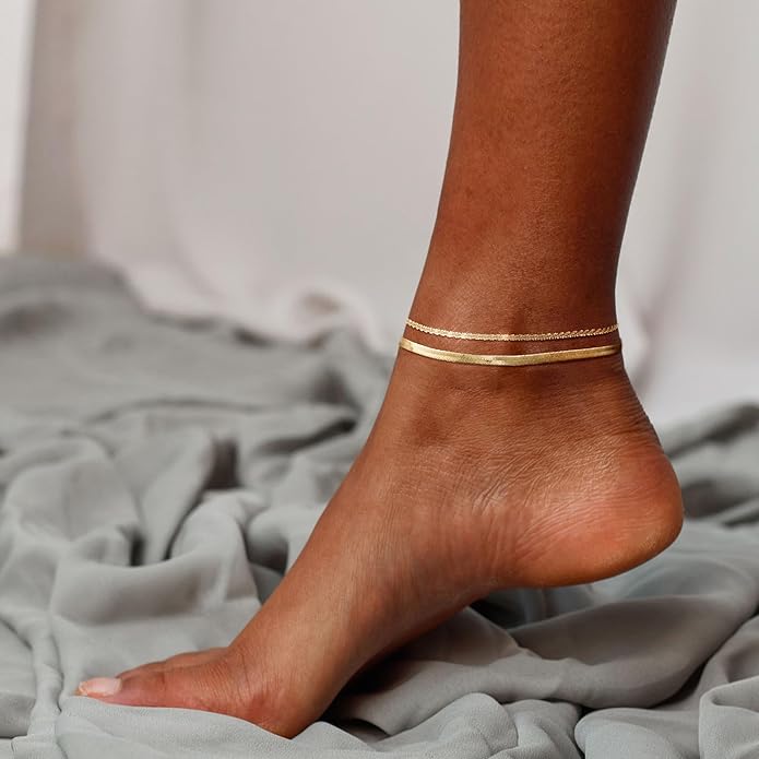 Risamil 14K Gold Plated Ankle Bracelets for Women, Anklets for Women Waterproof Layered Ankle Bracelets for Women Teen Girl Herringbone Anklet Set Summer Foot Jewelry Gifts