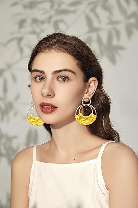 Raffia Hoop Earrings for Women Fun Boho Summer Beach Earrings Lightweight Handmade Straw Wicker Rattan Dangle Earrings Statement Geometric Round Drop Earrings