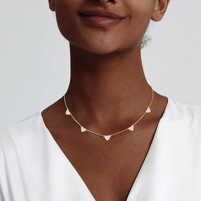 Zeffy Dainty Gold Heart Necklace for Women Trendy 14K Gold/Silver Plate Cute Heart Pendant Choker Necklaces Gold Love Heart Chain Necklace for Women Dainty Gold Jewelry Gifts for Women