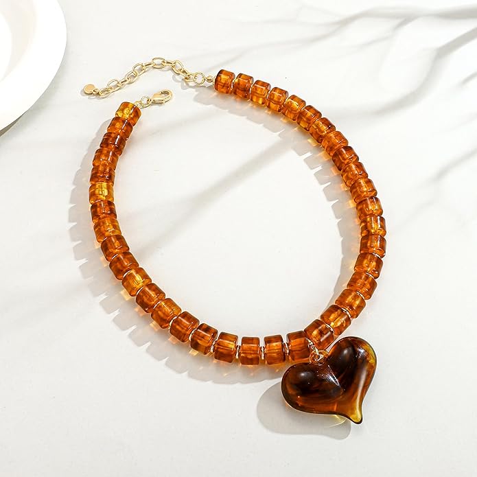 WOWORAMA Chunky Heart Necklaces for Women Colorful Resin Beaded Choker Necklace Gold Puffy Heart Statement Necklace Trendy Acrylic Choker Jewelry