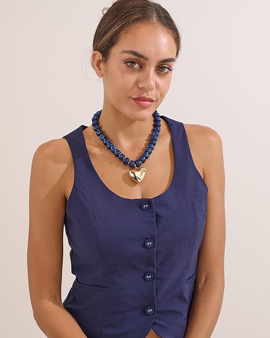 Gold Heart Pendant Necklaces for Women Colorful Acrylic Resin Beaded Choker Necklace Fashion Chunky Statement Beaded Heart Necklace