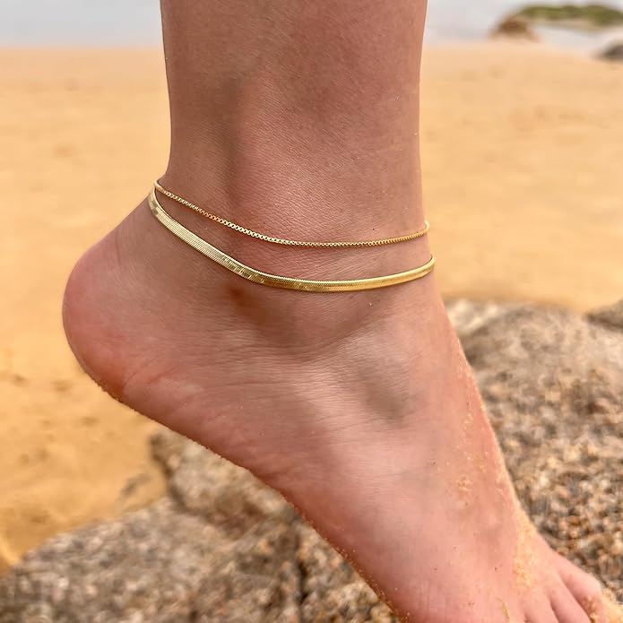 Risamil 14K Gold Plated Ankle Bracelets for Women, Anklets for Women Waterproof Layered Ankle Bracelets for Women Teen Girl Herringbone Anklet Set Summer Foot Jewelry Gifts