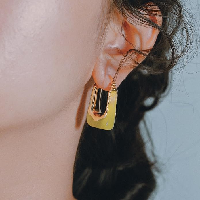 Acrylic Hoop Earrings Chunky Huggie Statement Vintage Earrings Cute Resin Drop Earring Trendy Jewelry Gifts for Women