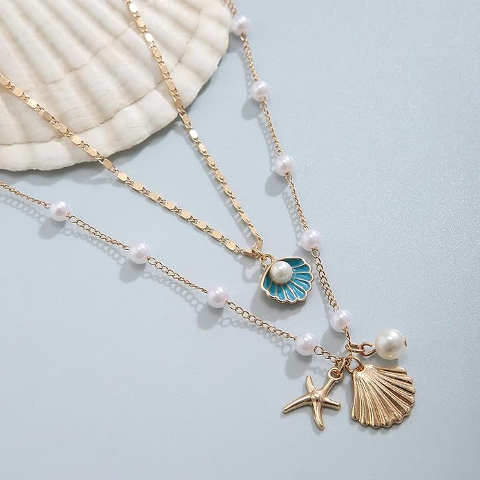 Gold Sea Shell Necklace Layered Charm Necklace for Women Boho Summer Seashell Beach Starfish Necklaces 14k Pearl Chain Surfer Jewelry Beach Vacation Essentials