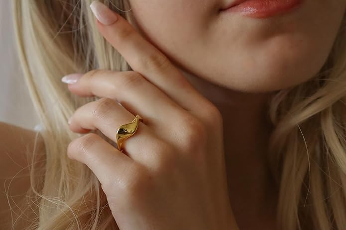 Elegant 18K Gold Plated Stainless Steel Ring – Fine Metal-Plated Jewelry with Durable, Scratch-Resistant Design for Daily Wear & Special Occasions