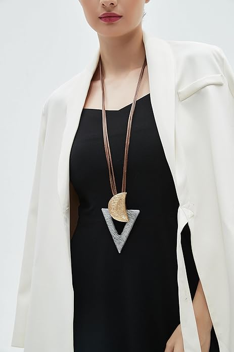 GelConnie Leather Necklace for Women Large Pendant Long Brown Necklace Circle Leather Choker Vintage Sweater Necklace Gold Chunky Boho Necklaces for Women