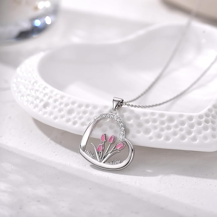 Flower Necklace Tulip/Sunflower/Daisy/Bee Pendant Necklaces Jewelry for Women Mom Gifts