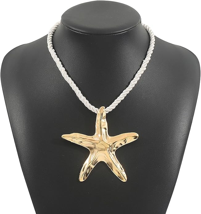 Gold Sea Shell Necklace Layered Charm Necklace for Women Boho Summer Seashell Beach Starfish Necklaces 14k Pearl Chain Surfer Jewelry Beach Vacation Essentials