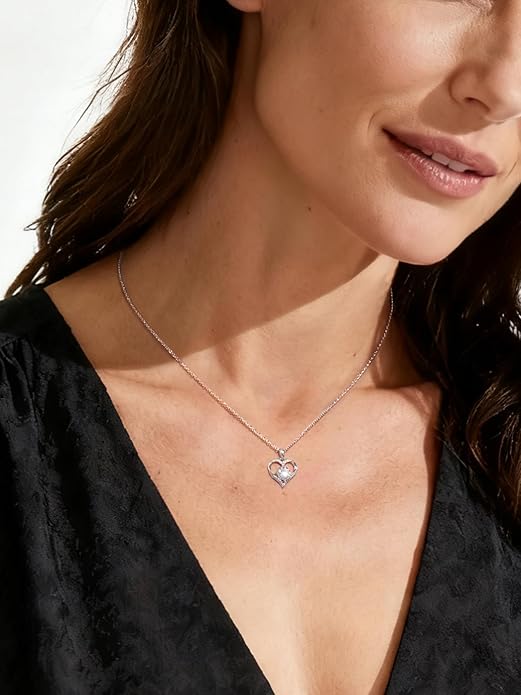 NORBU Moissanite Necklace for Women, 1 CT D Color VVS1 Clarity Round Cut, 925 Sterling Silver Heart Necklace with 18K White Gold Plated, Jewelry Gift for Wedding Anniversary Birthday Christmas Valentine's Day