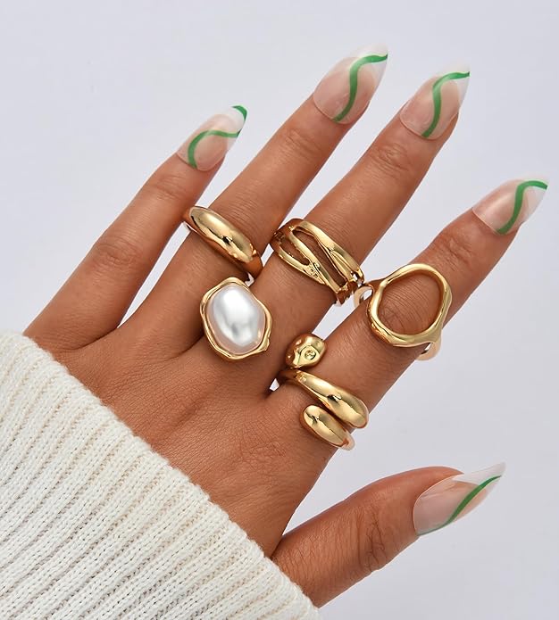 YEEZII 20 Pcs Gold Ring Set for Women, Chunky Statement Flower Finger Midi Rings, Big Boho Stacking Rings Pack Trendy Stuff Jewelry Gift